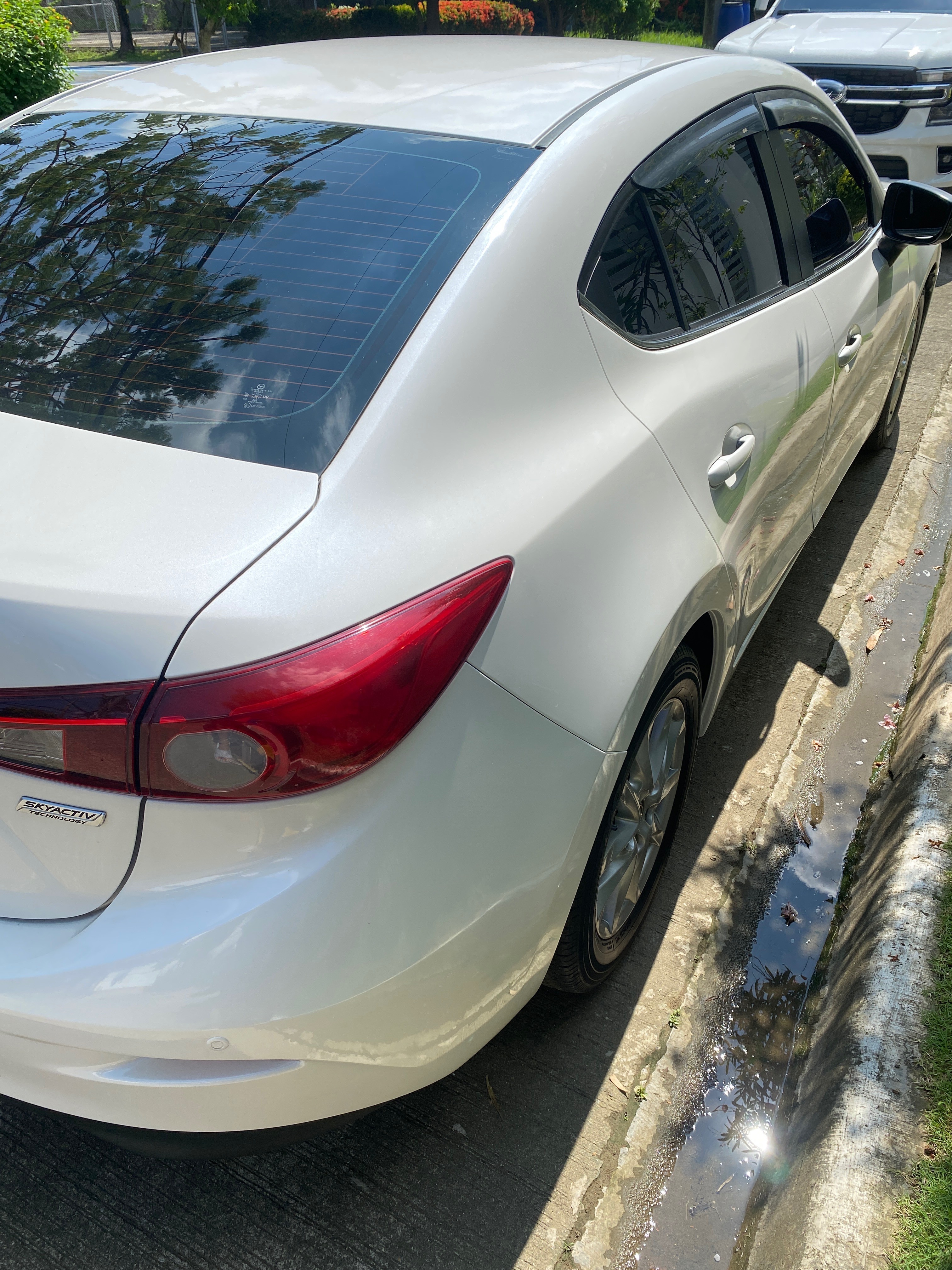 2016 Mazda 3 Sedan 2016 Mazda 3 Sedan