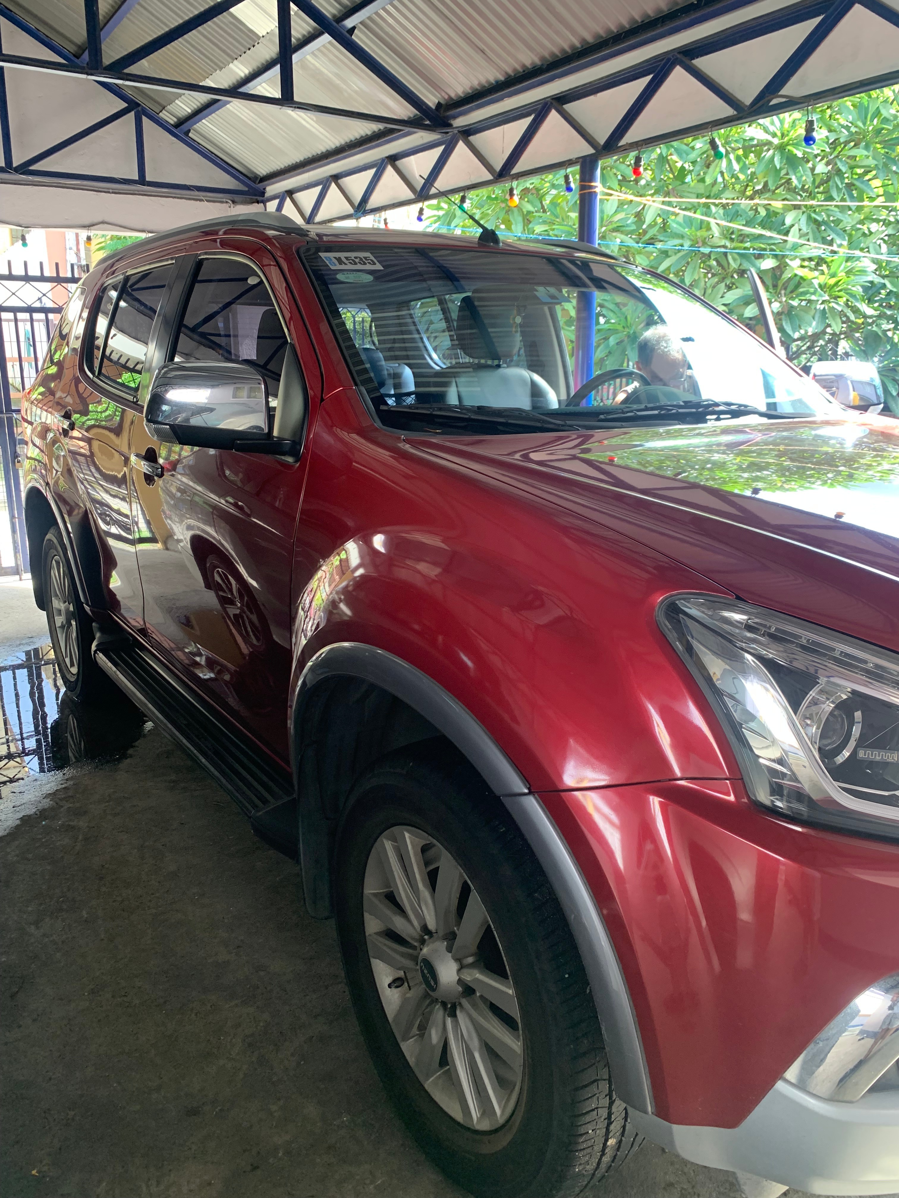Second Hand 2018 Isuzu mu-X Second Hand 2018 Isuzu mu-X