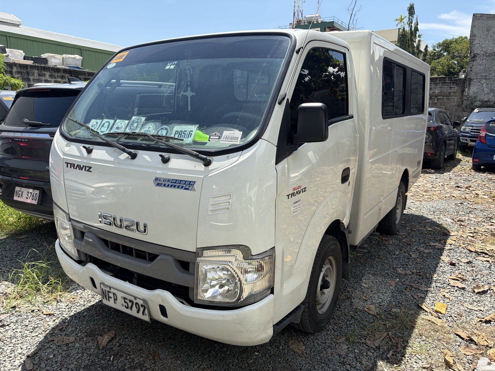 2023 Isuzu Traviz