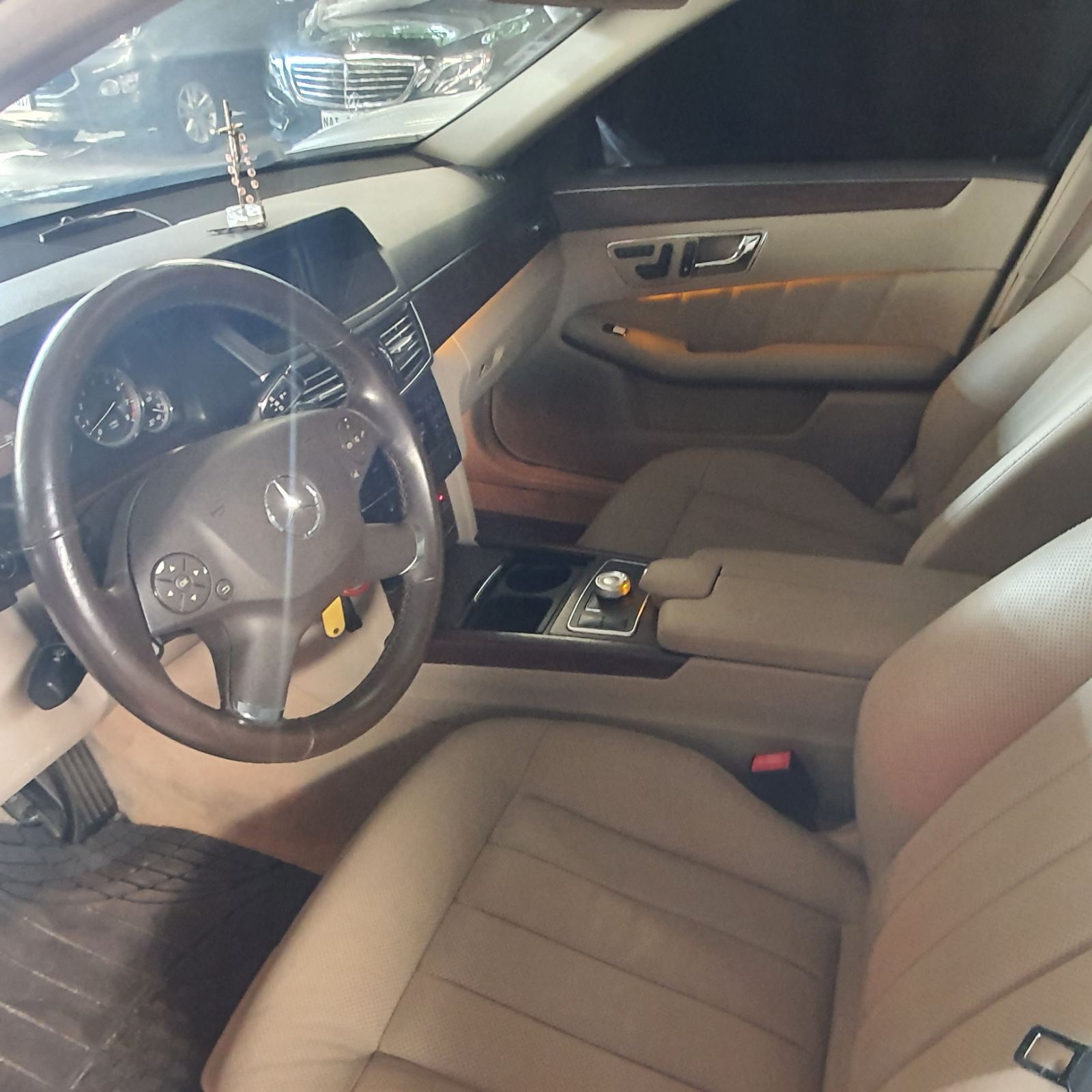 2010 Mercedes-Benz E-Class Sedan 2010 Mercedes-Benz E-Class Sedan