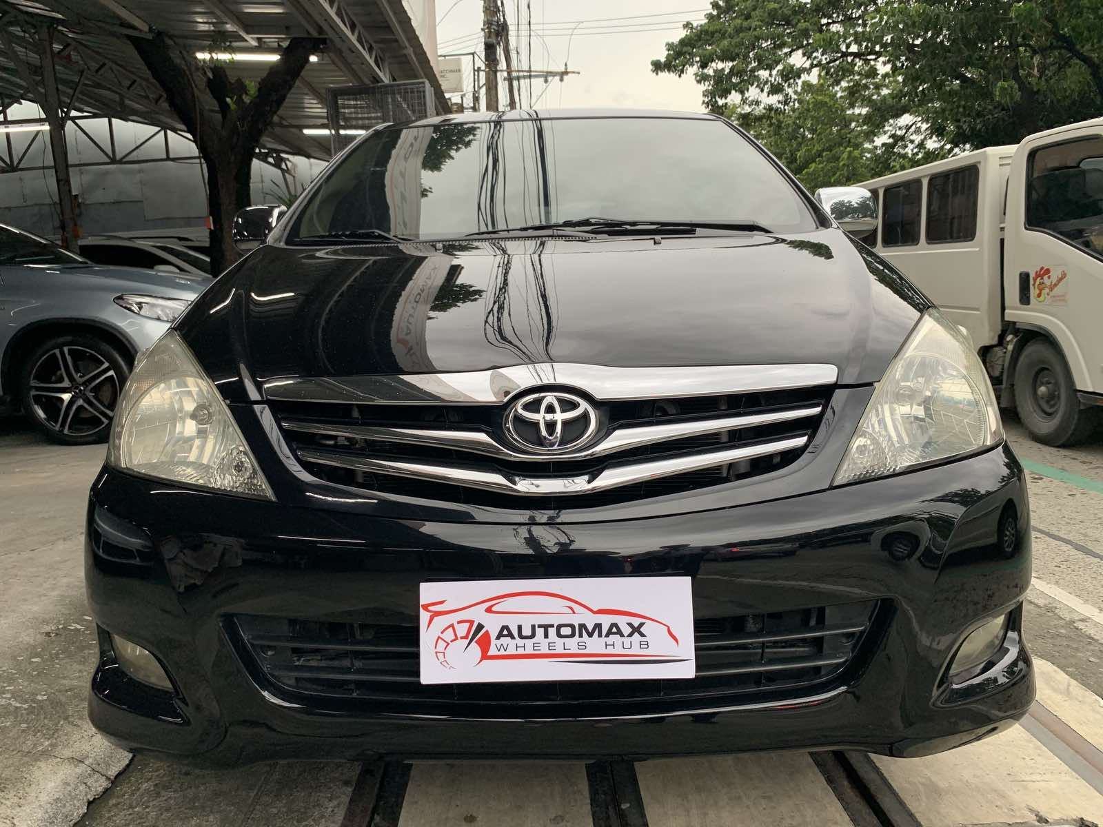 2010 Toyota Innova 2010 Toyota Innova