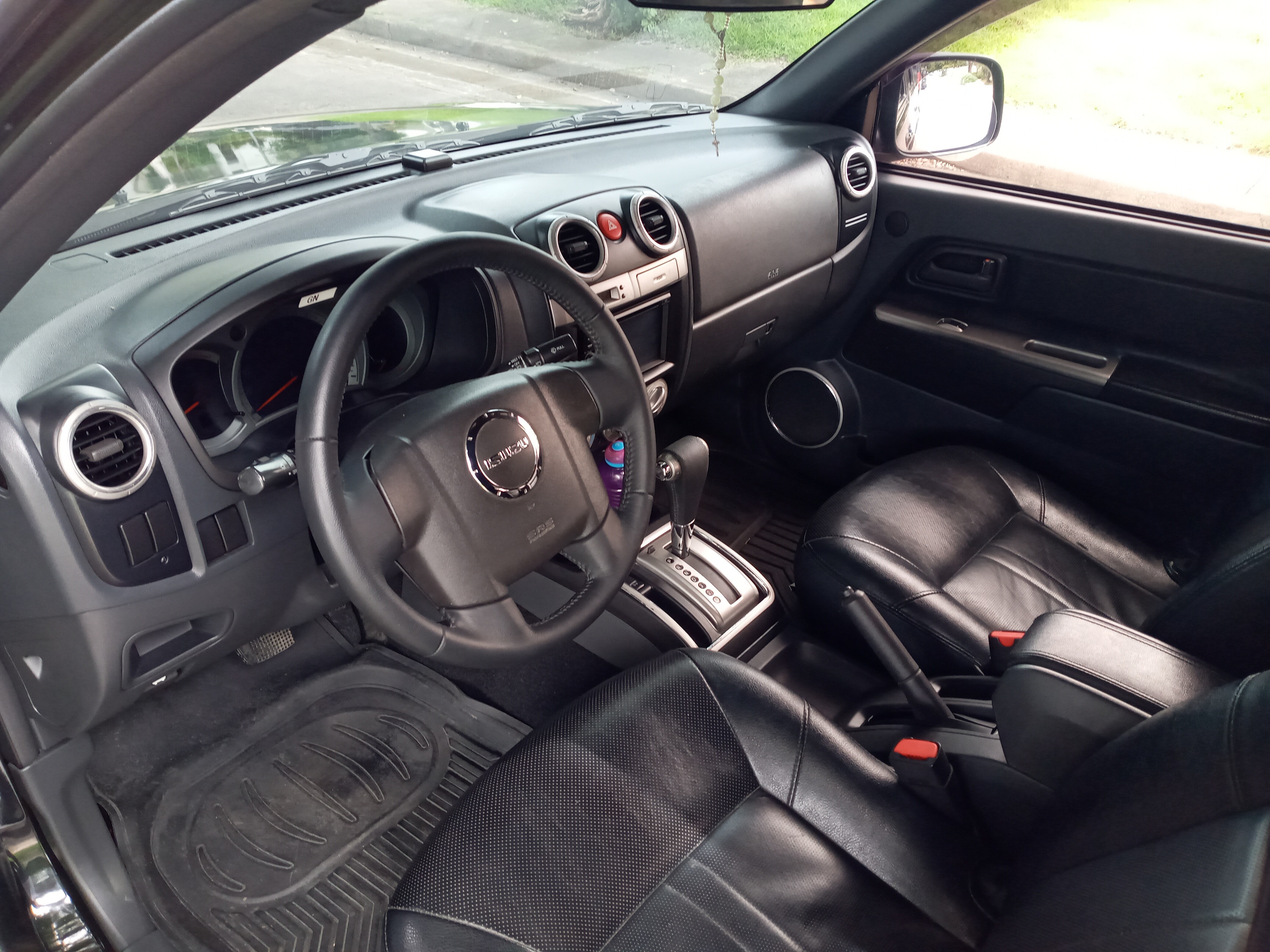 2013 Isuzu D-Max 2013 Isuzu D-Max