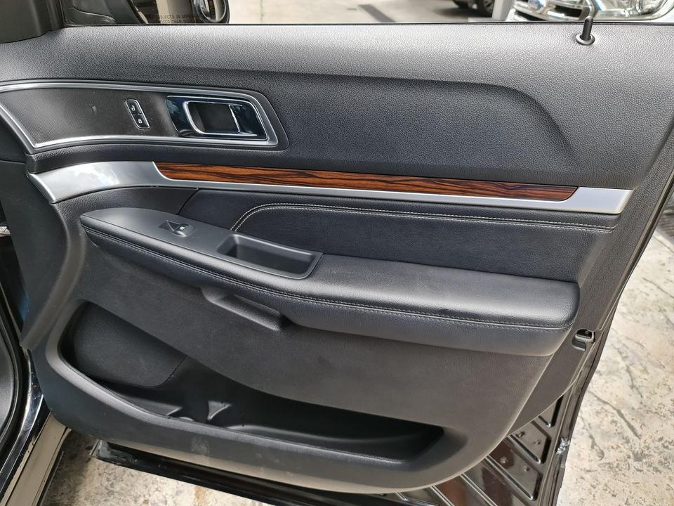 2016 Ford Explorer 2016 Ford Explorer