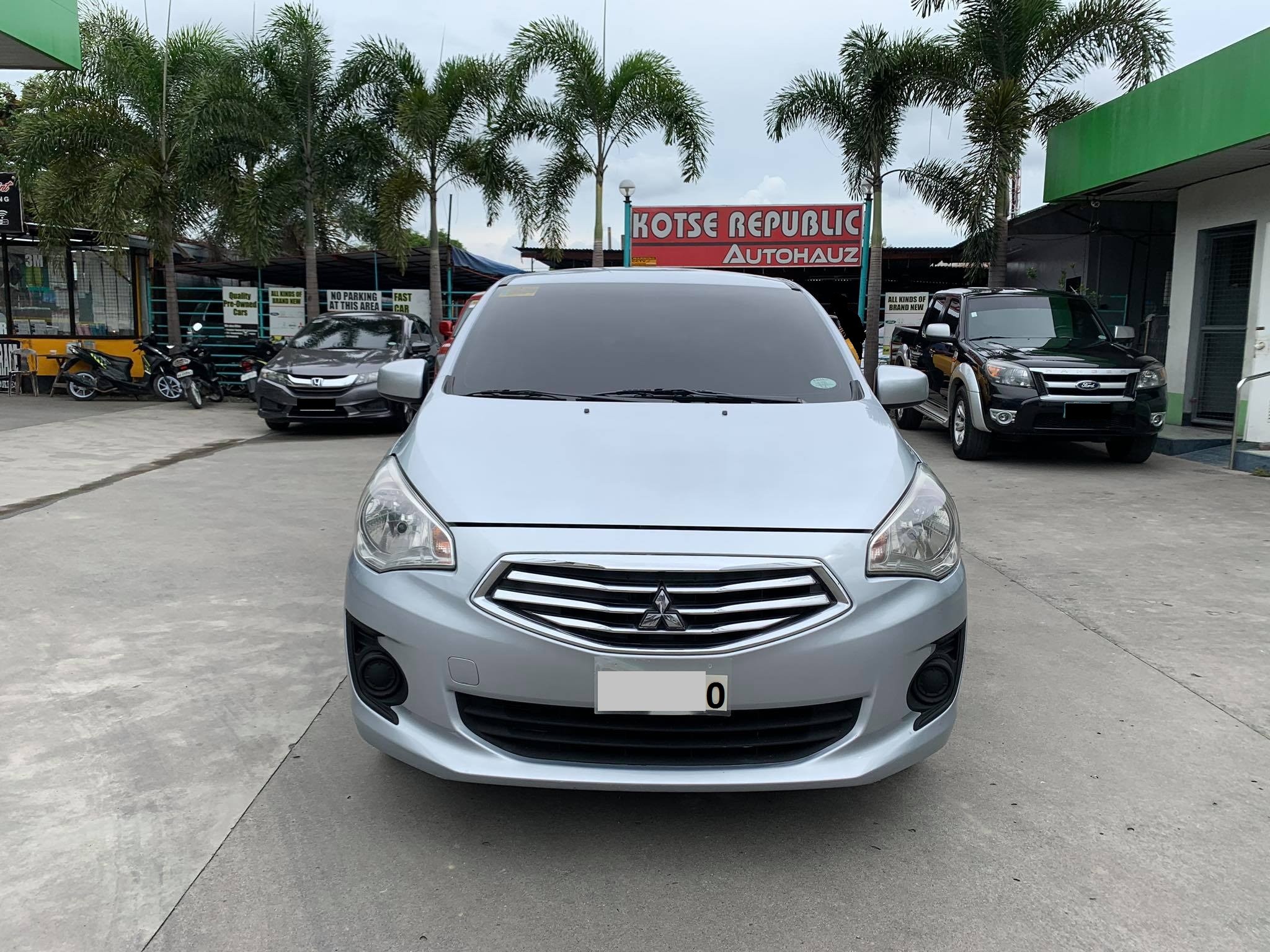 2016 Mitsubishi Mirage G4 2016 Mitsubishi Mirage G4