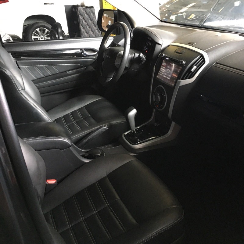 2018 Isuzu mu-X 2018 Isuzu mu-X