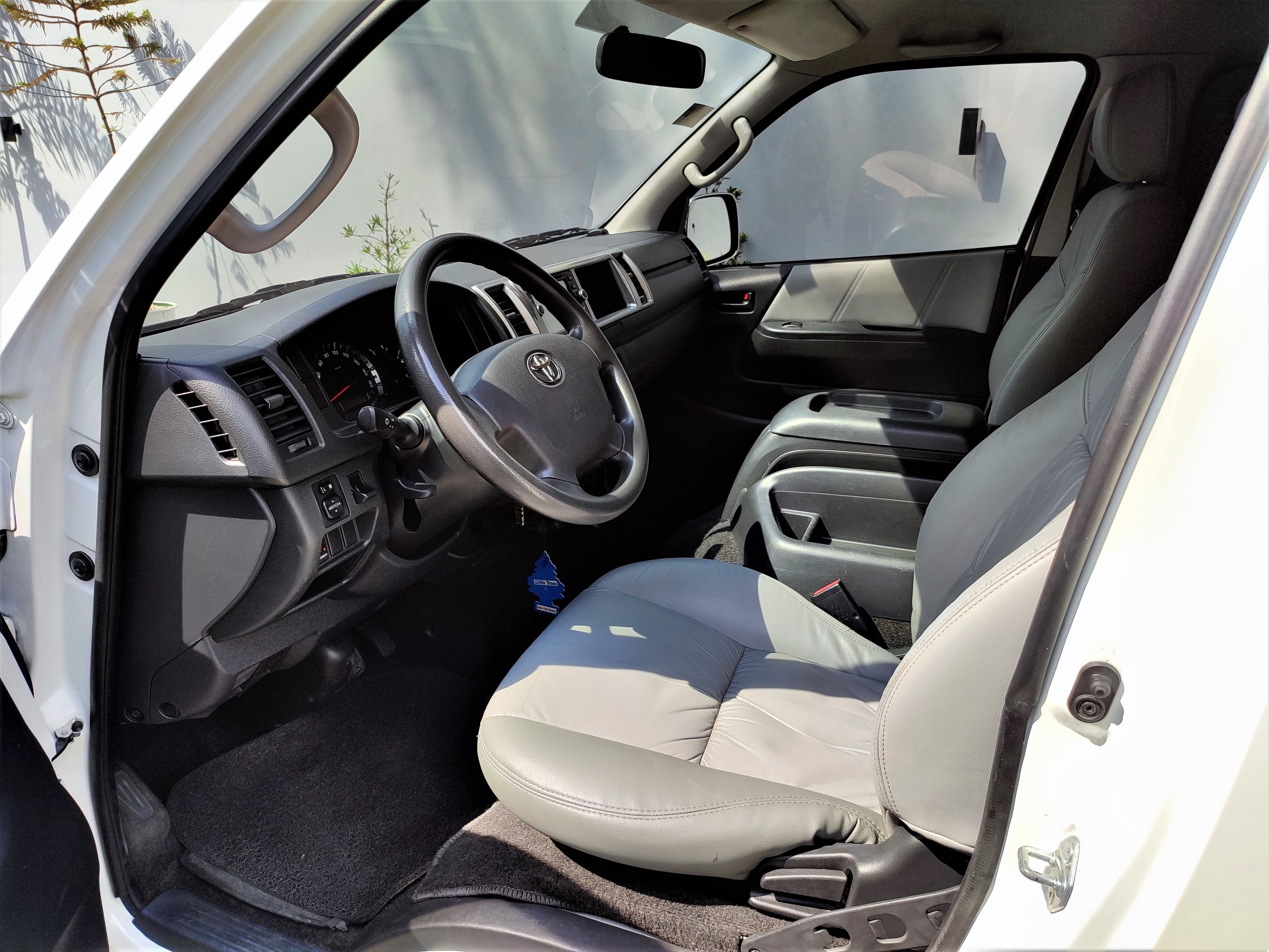 2015 Toyota Hiace 2015 Toyota Hiace