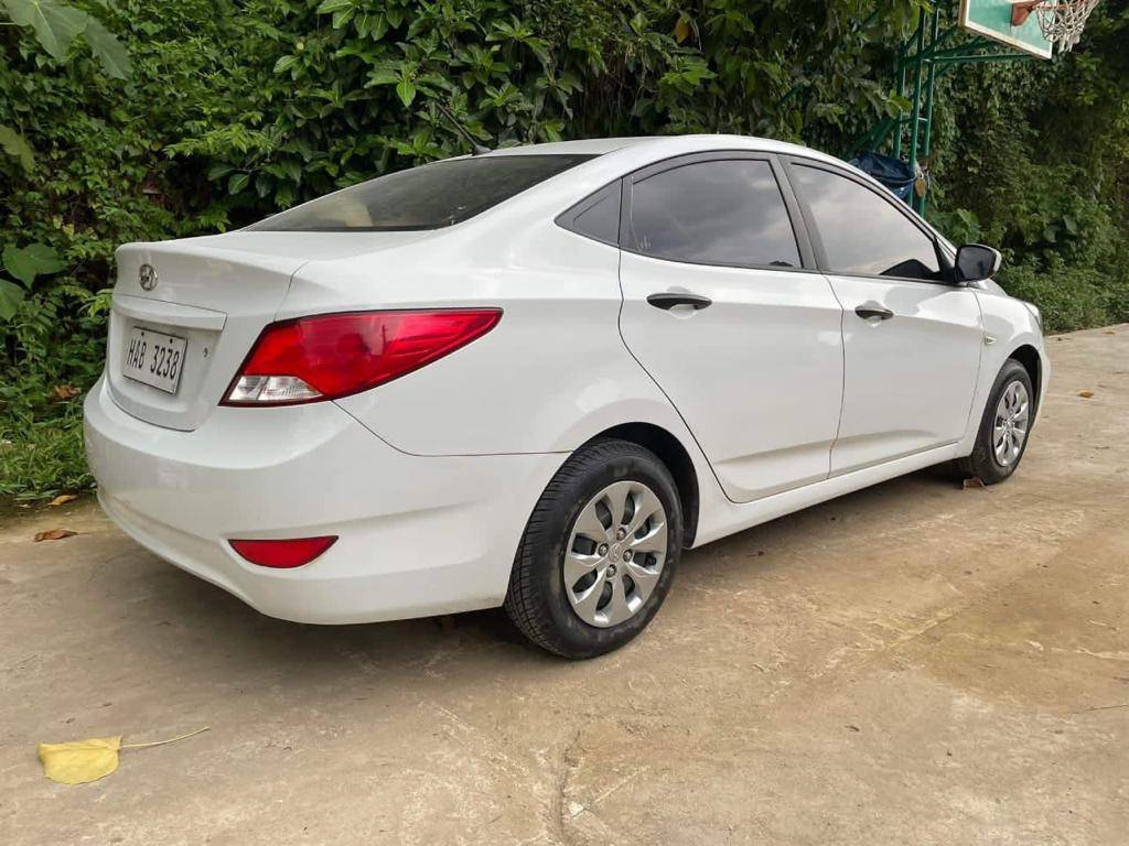 Second hand 2018 Hyundai Accent 1.4 GL 6MT w/o Airbags