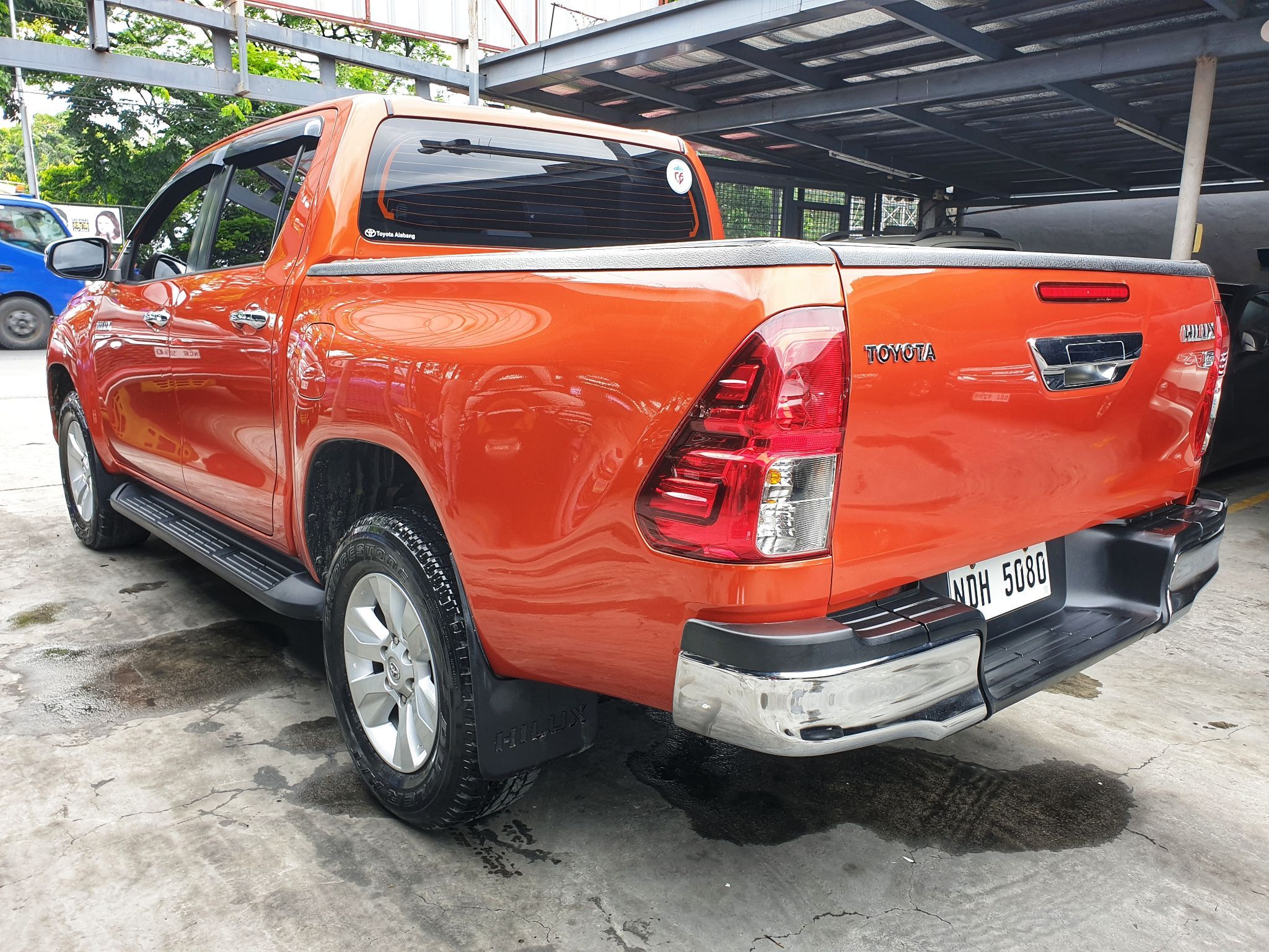 Old 2016 Toyota Hilux 2.4L A/T