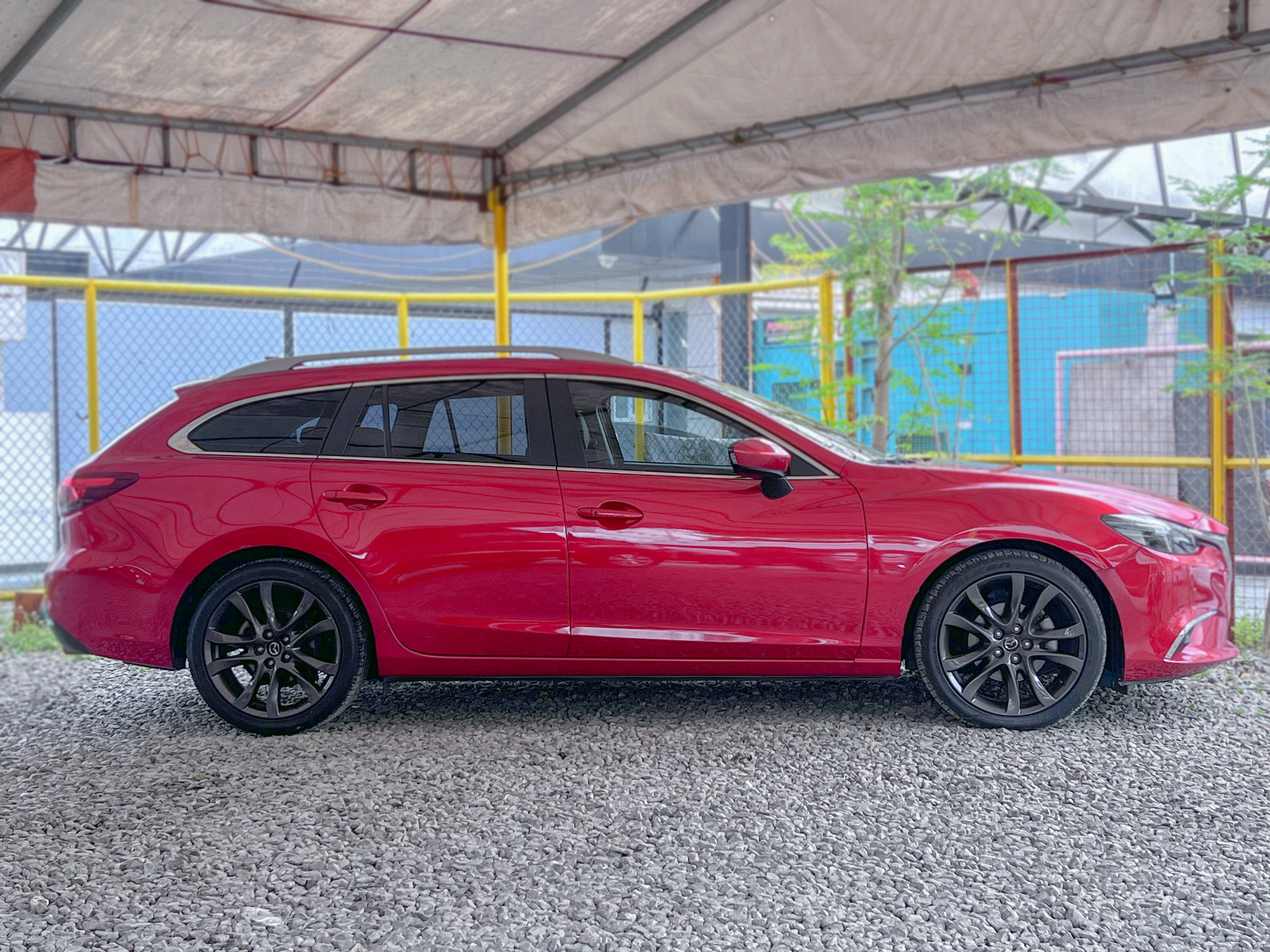 Second hand 2015 Mazda 6 Wagon 2.5L Sports Wagon