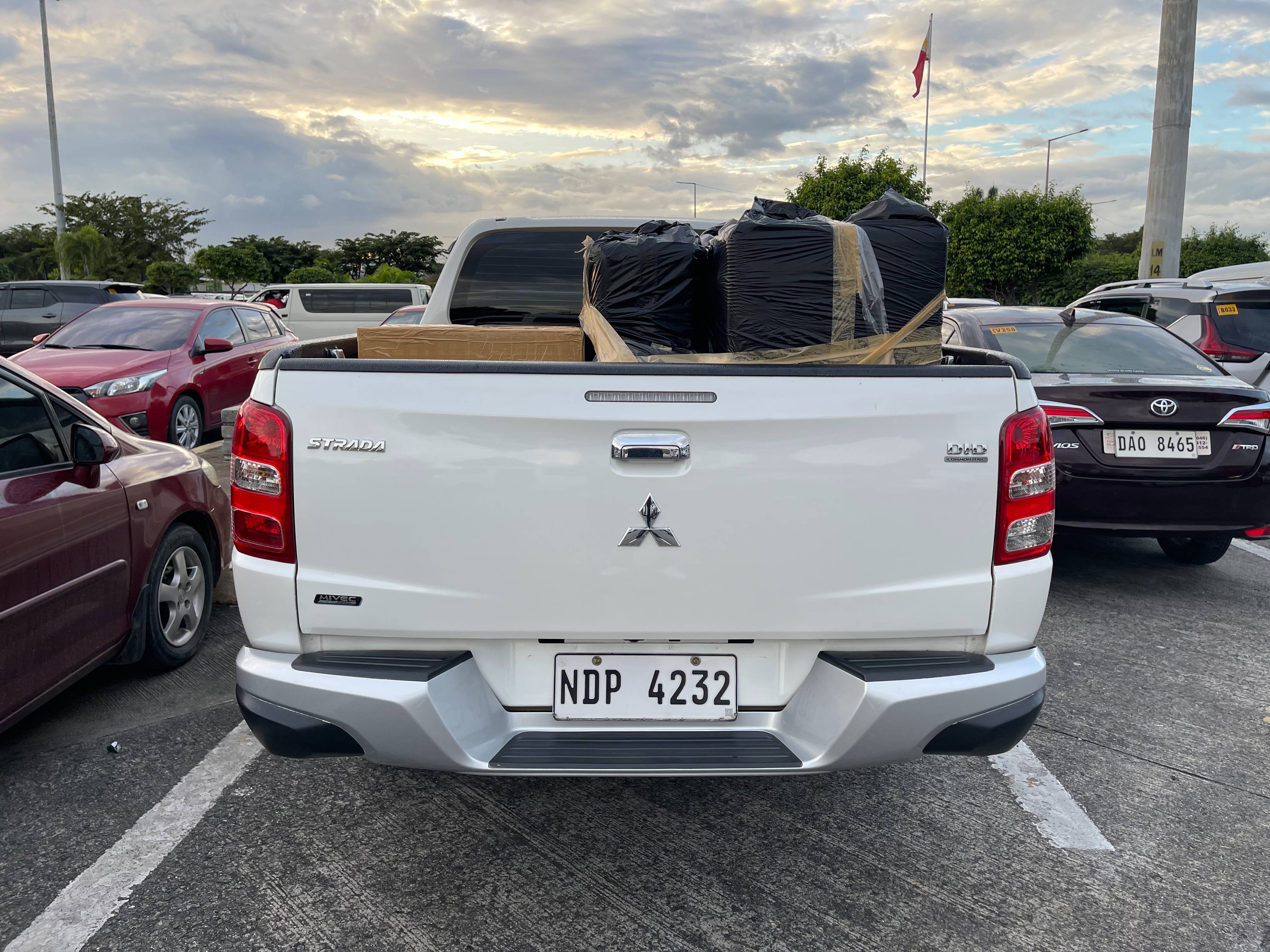 2018 Mitsubishi Strada 2018 Mitsubishi Strada