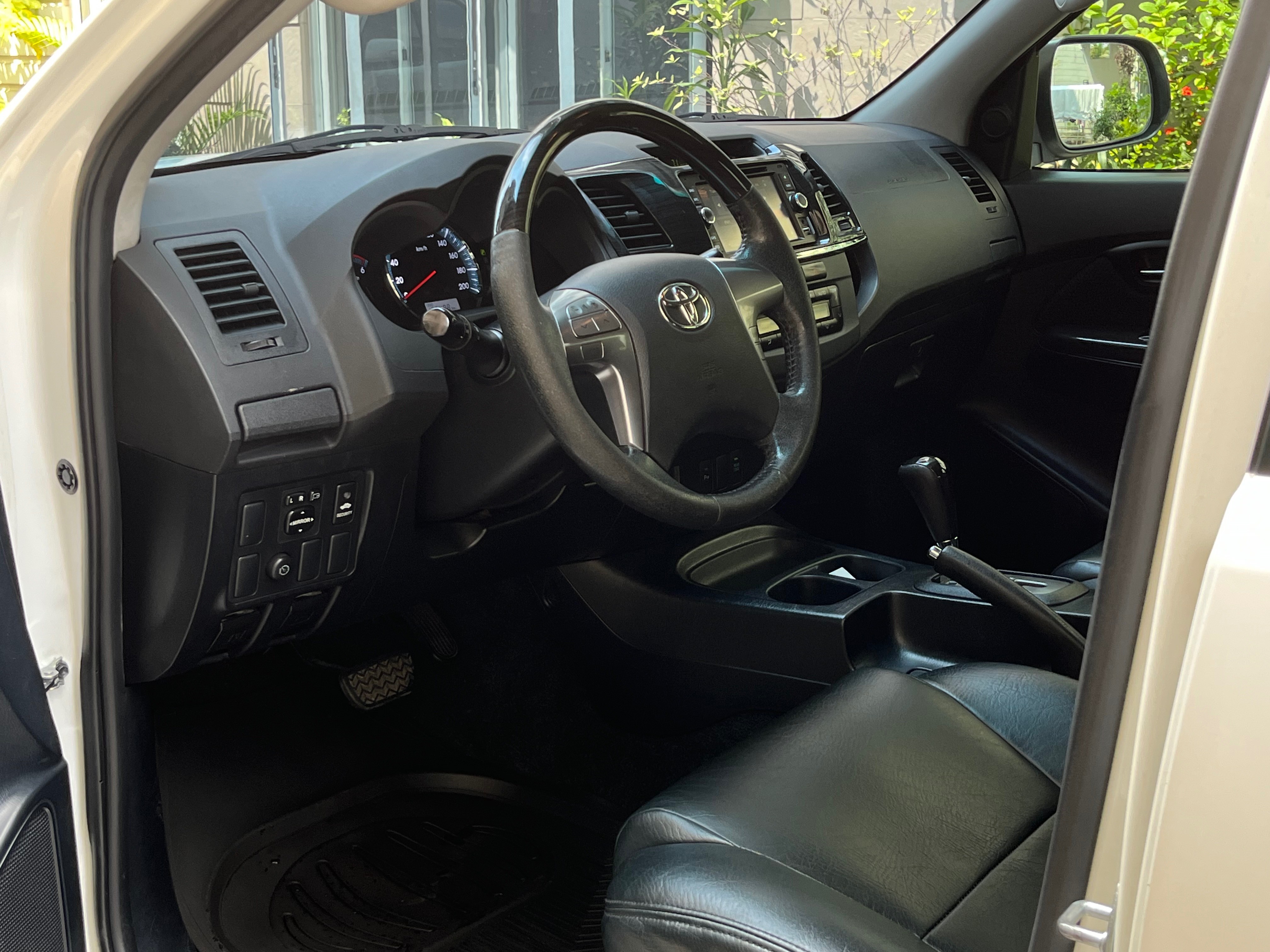 2015 Toyota Fortuner 2015 Toyota Fortuner