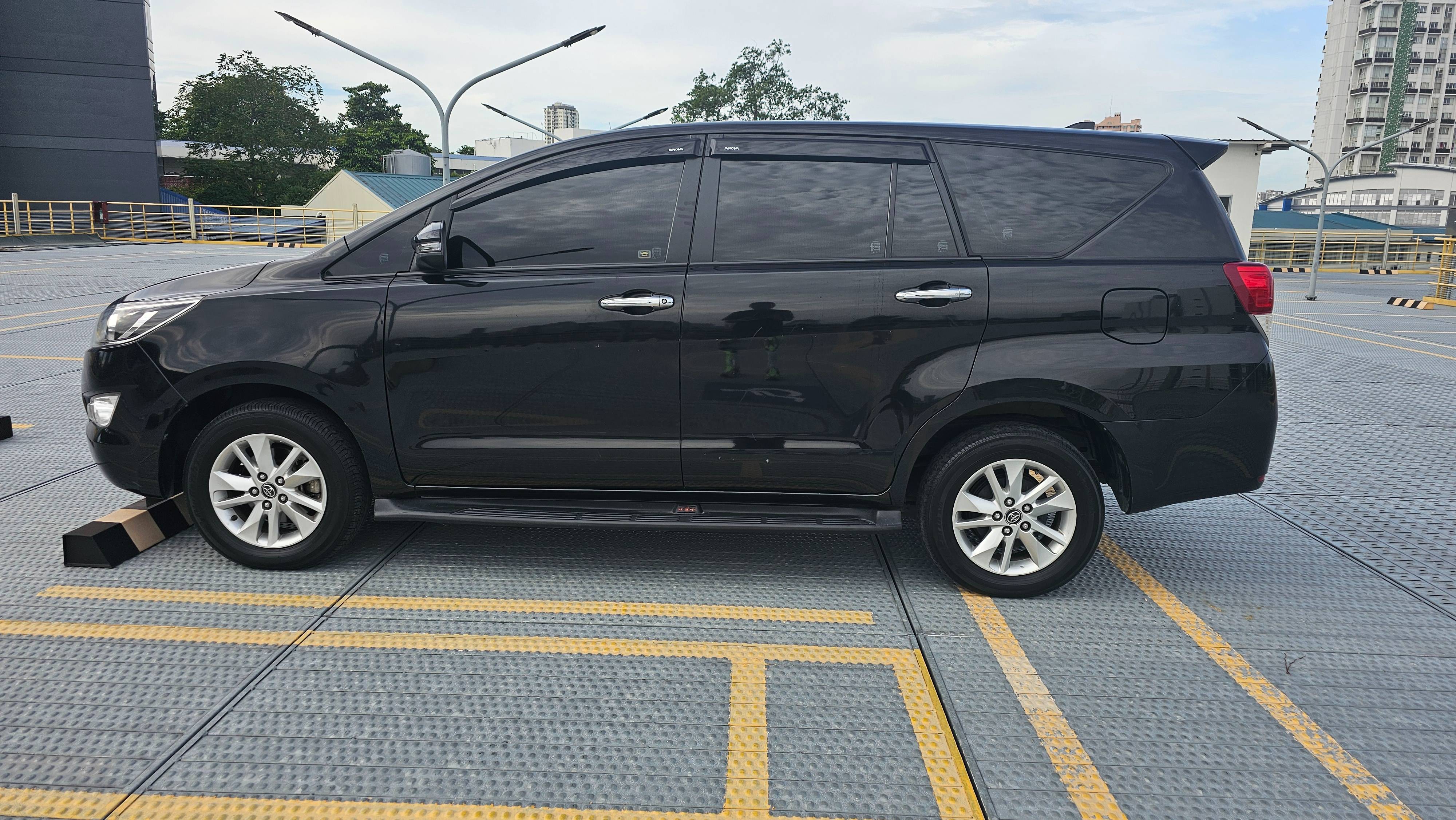 Second Hand 2018 Toyota Innova Second Hand 2018 Toyota Innova