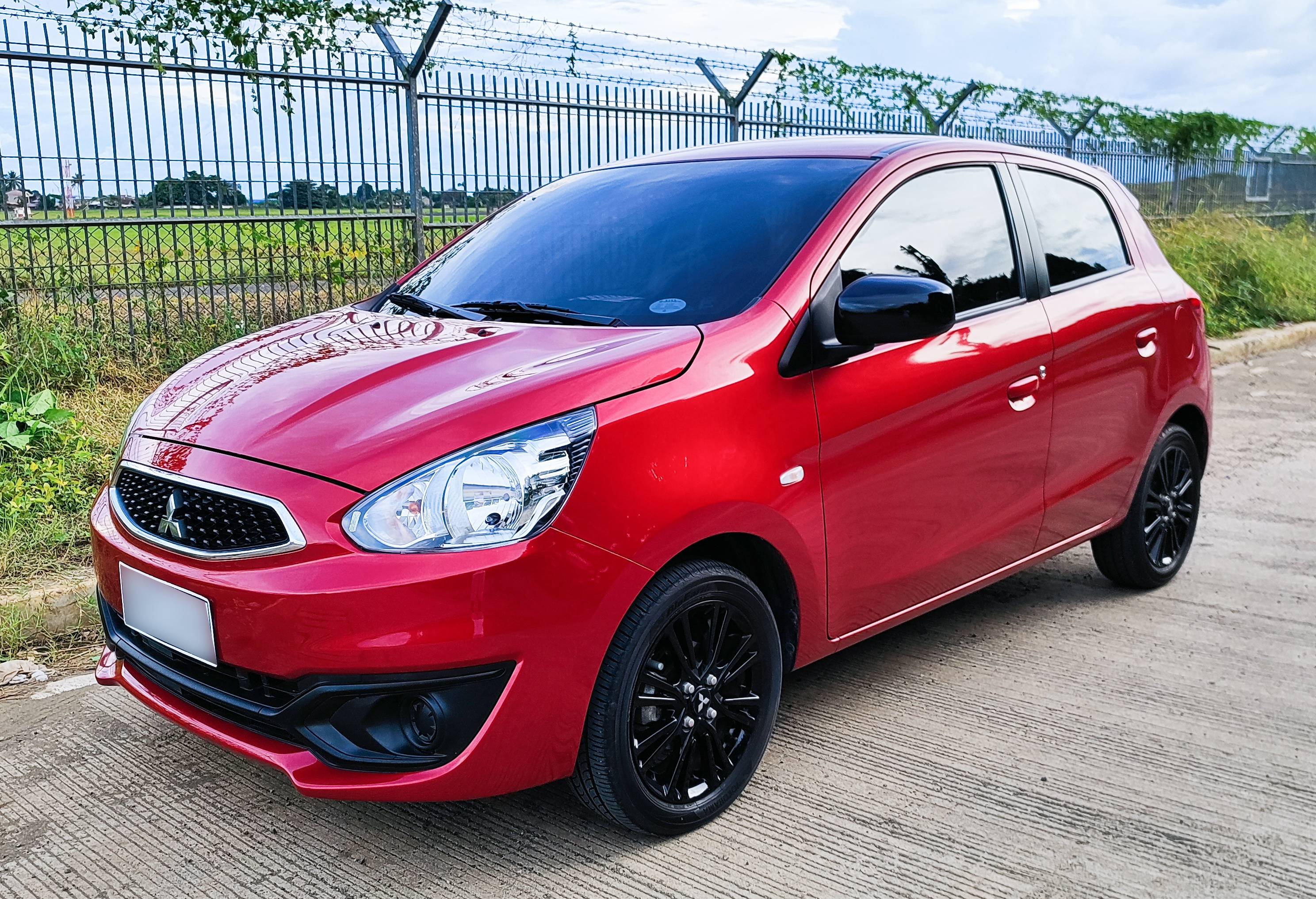 Second Hand 2023 Mitsubishi Mirage Second Hand 2023 Mitsubishi Mirage