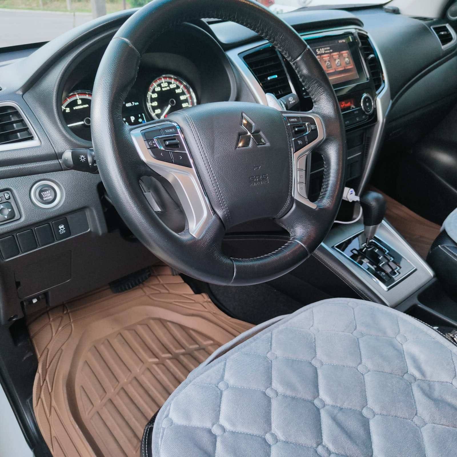 2021 Mitsubishi Strada 2021 Mitsubishi Strada