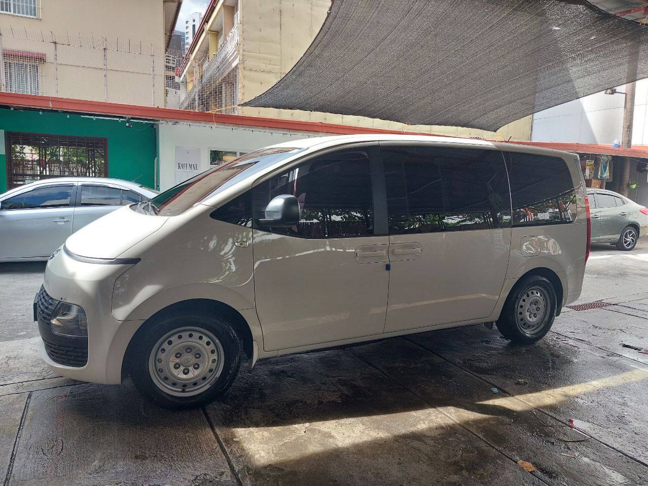 Second Hand 2023 Hyundai Staria Second Hand 2023 Hyundai Staria