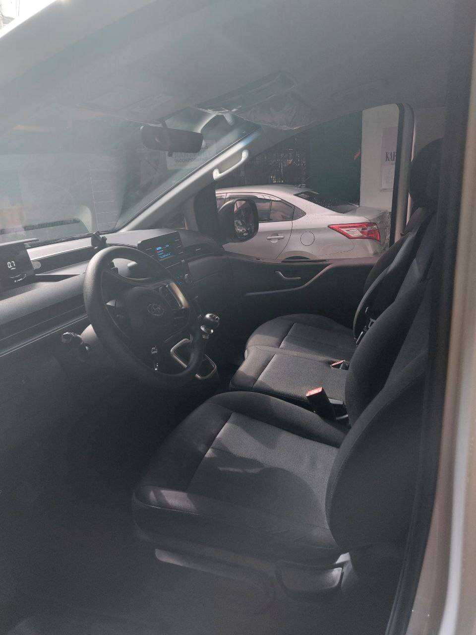 2023 Hyundai Staria 2023 Hyundai Staria