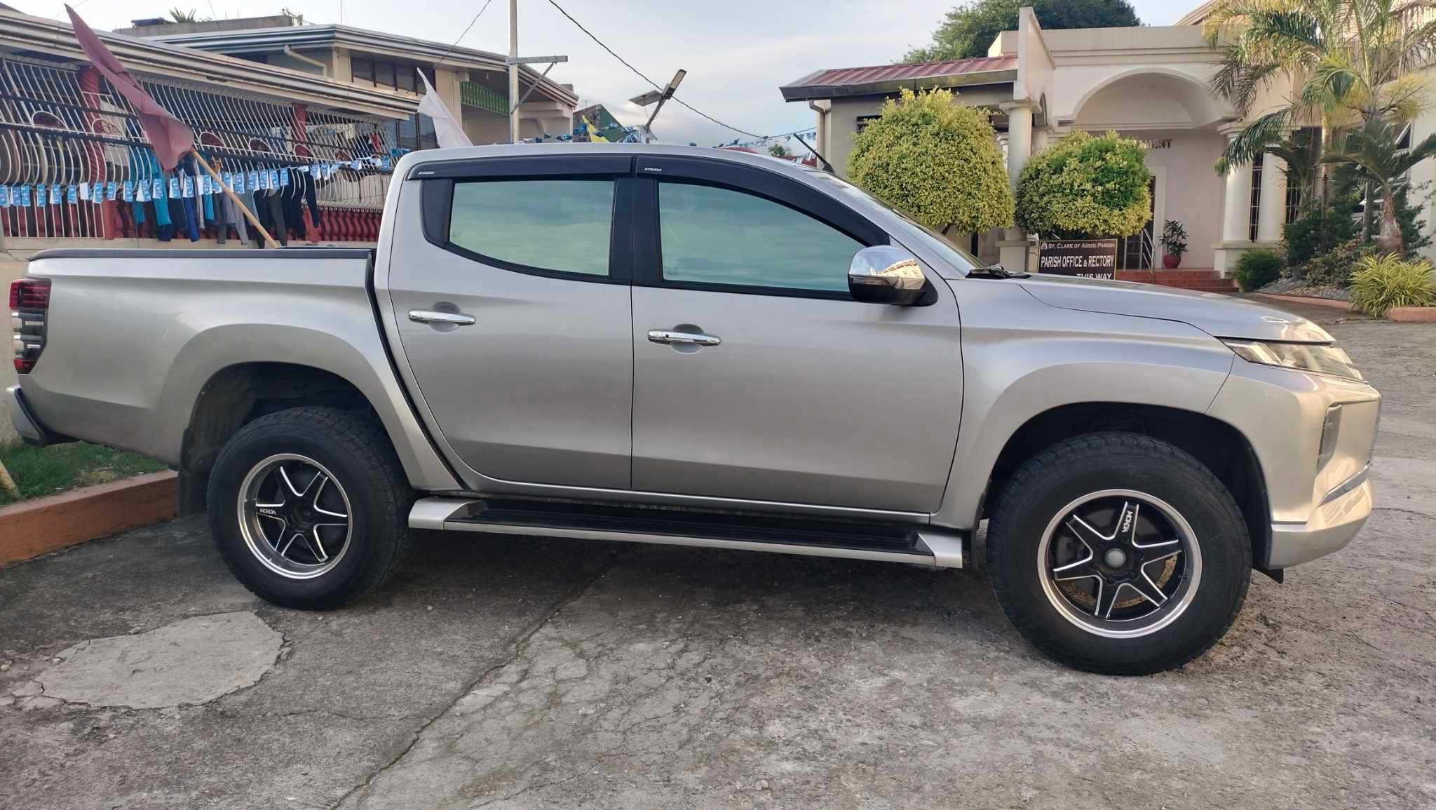 2020 Mitsubishi Strada 2020 Mitsubishi Strada