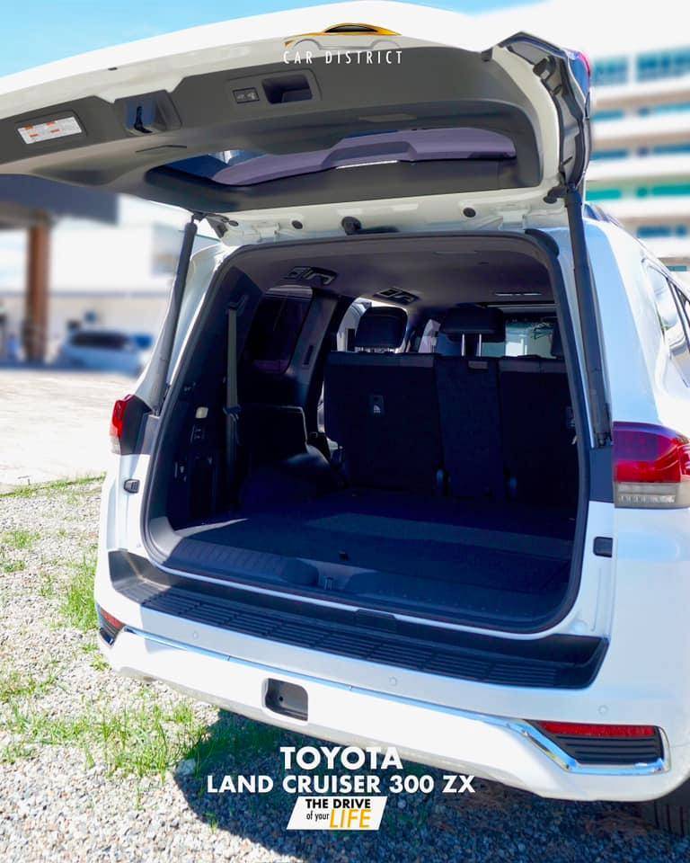2023 Toyota Land Cruiser LC300 2023 Toyota Land Cruiser LC300