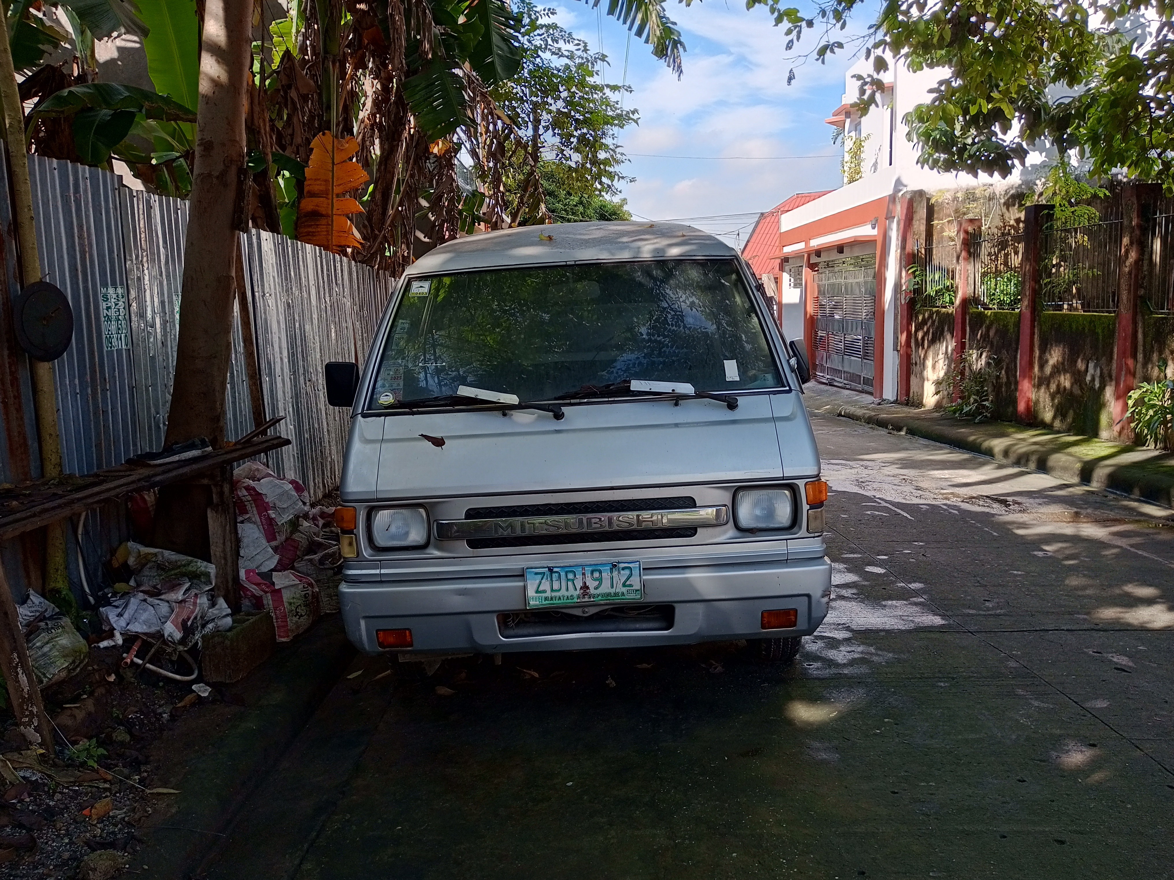 2008 Mitsubishi L300 2008 Mitsubishi L300