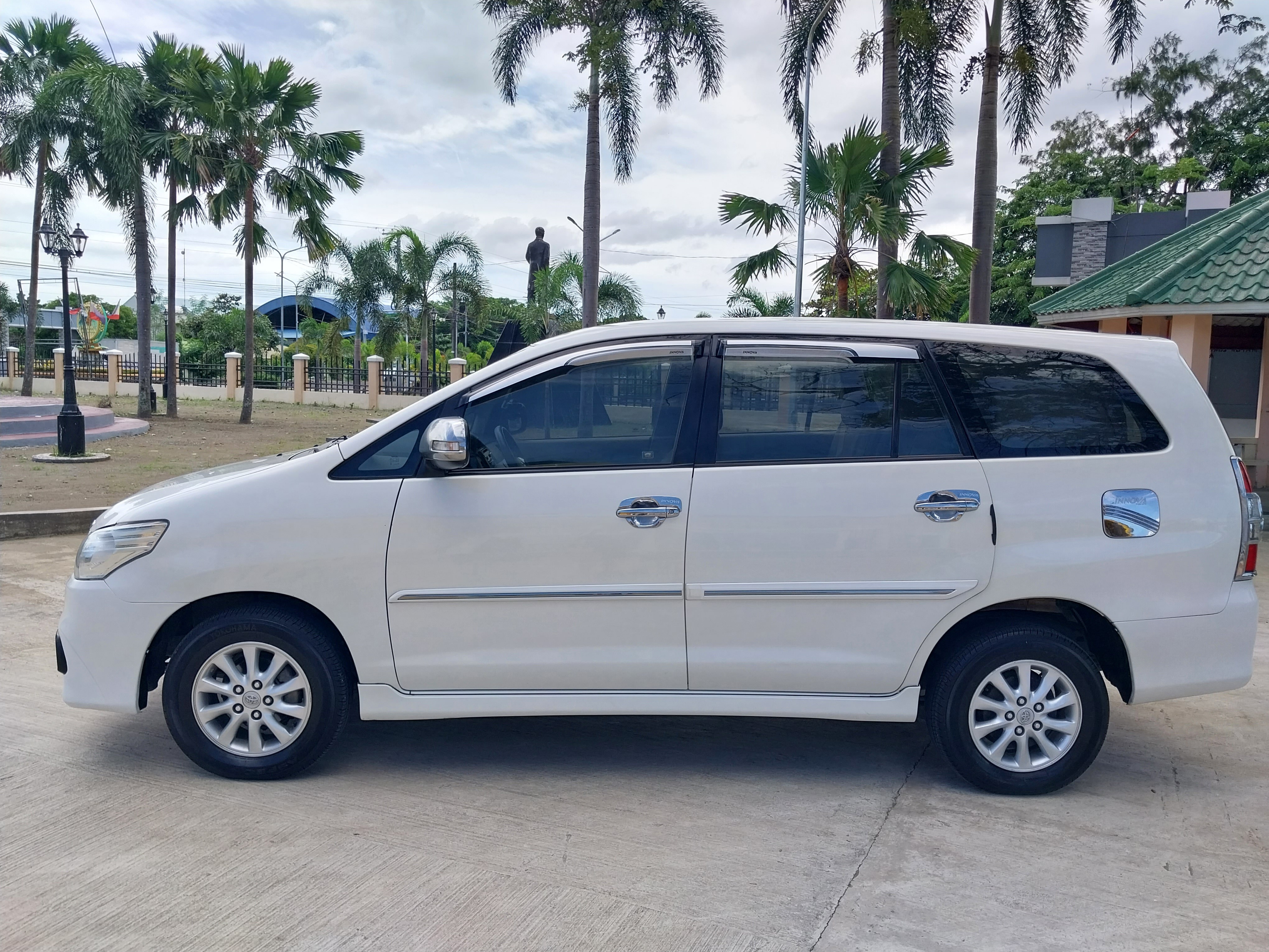 Second Hand 2016 Toyota Innova Second Hand 2016 Toyota Innova
