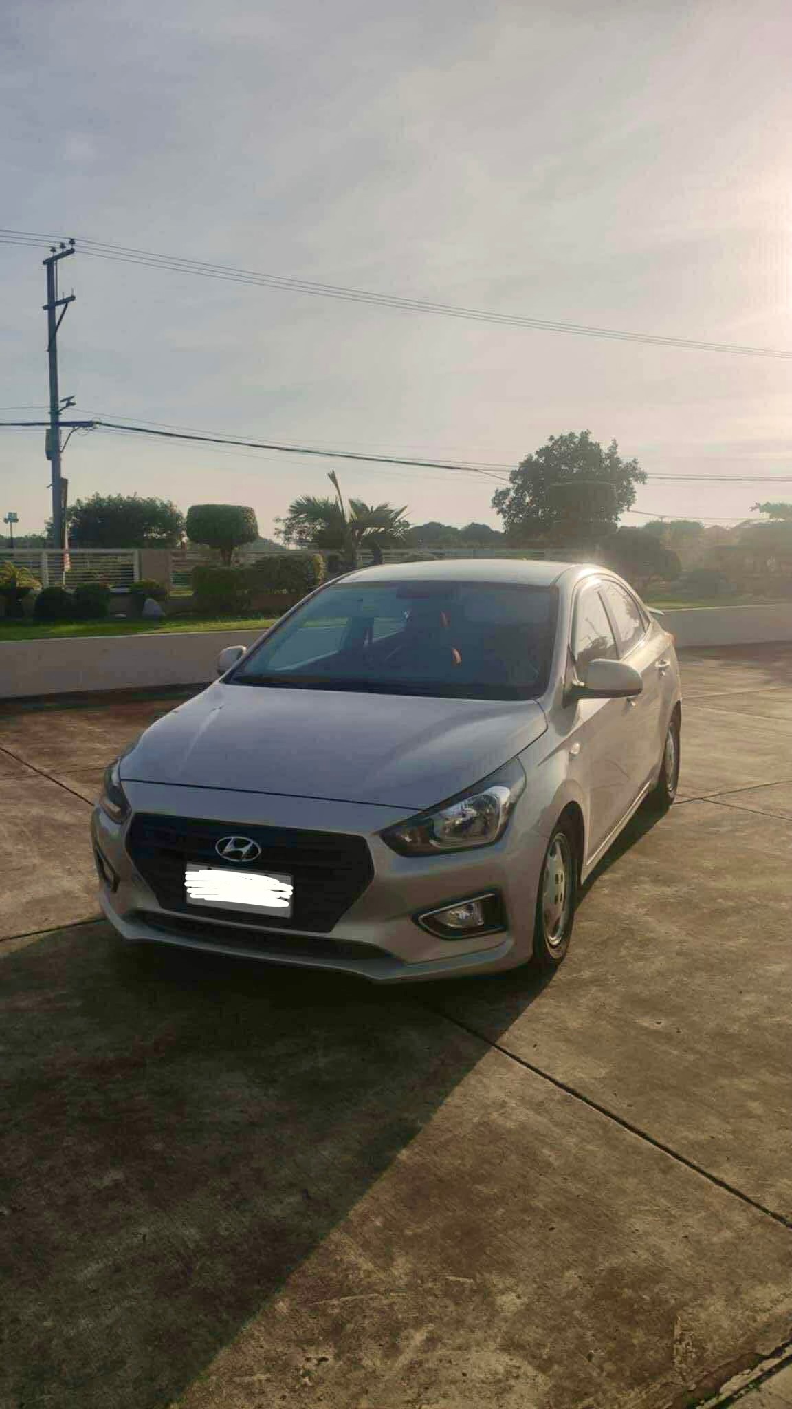Second Hand 2020 Hyundai Reina Second Hand 2020 Hyundai Reina