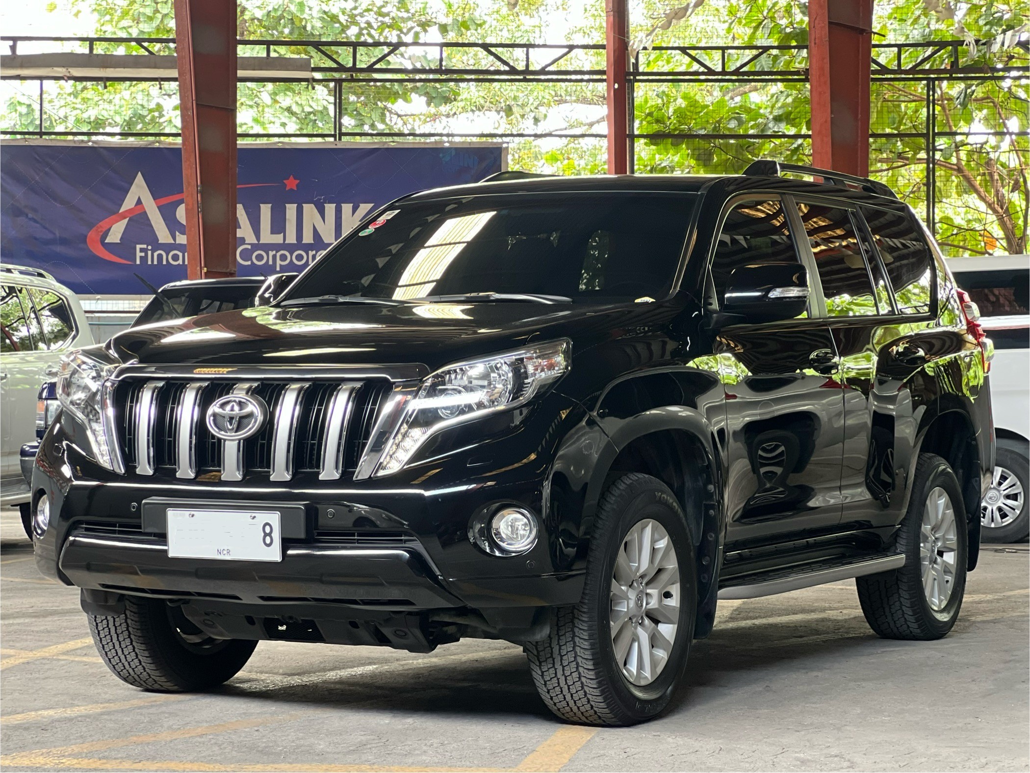 Used 2015 Toyota Land Cruiser Prado Used 2015 Toyota Land Cruiser Prado