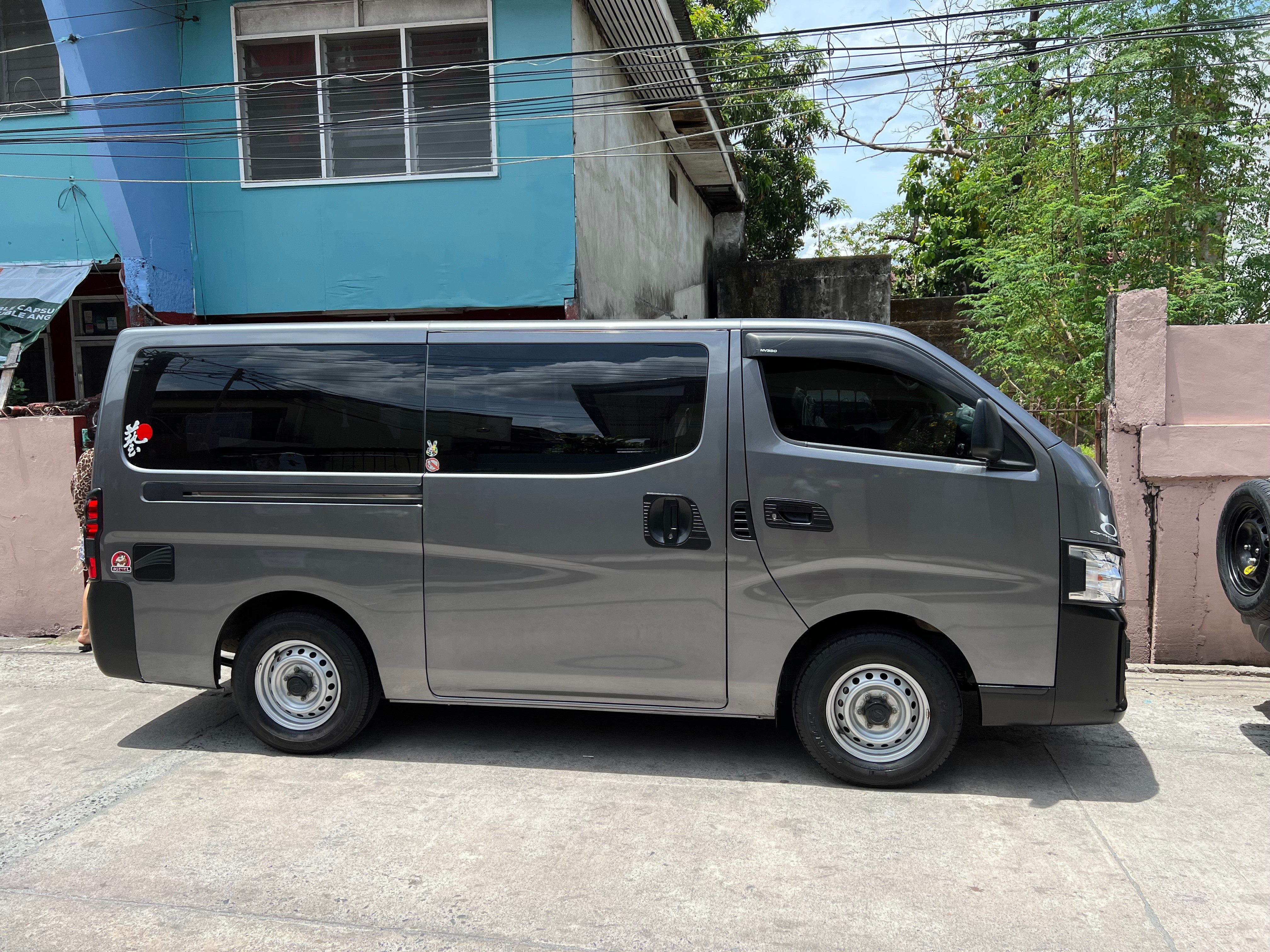 Used 2023 Nissan Urvan Used 2023 Nissan Urvan