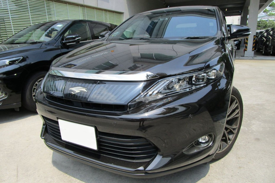 Used 2016 Toyota Harrier 2.0A Premium Panoramic