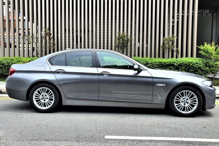 Second hand 2015 BMW 5 Series 520i