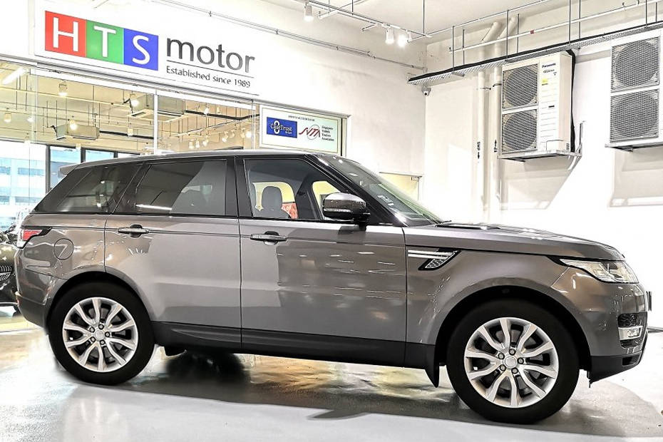 Second hand 2015 Land Rover Range Rover Sport Diesel 3.0A 7-Seater