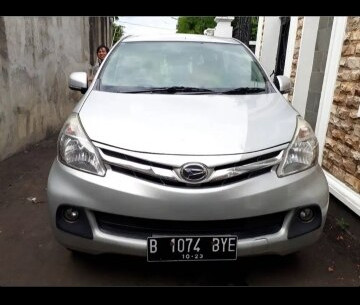 2013 Daihatsu Grand Xenia 2013 Daihatsu Grand Xenia