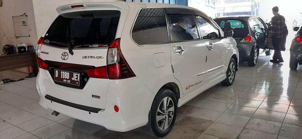 Old 2017 Toyota Avanza Veloz  1.5 A/T 1.5 A/T
