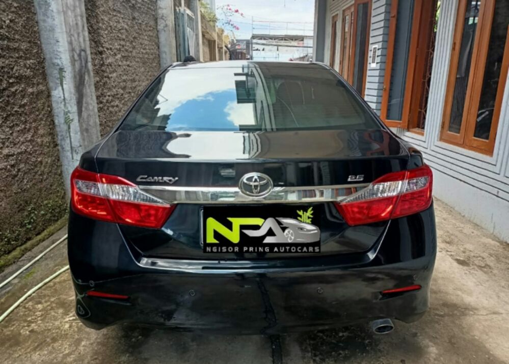 Used 2014 Toyota Camry  2.4 V AT 2.4 V AT for sale