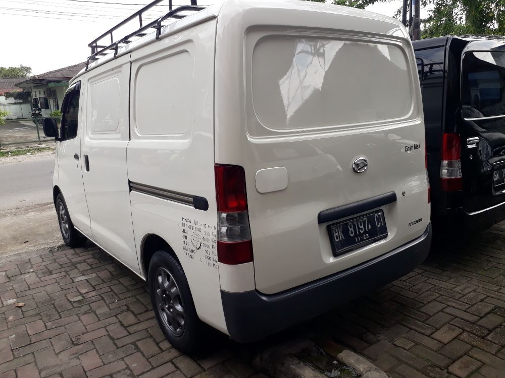 Dijual 2013 Daihatsu Gran Max MB Blind Van 1.3 AC Blind Van 1.3 AC Bekas