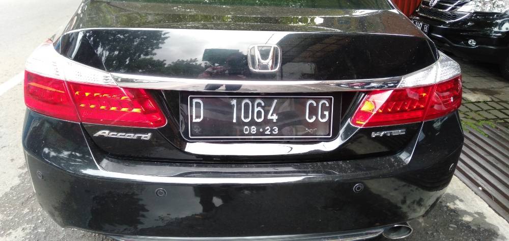 Old 2013 Honda Accord  2.4L VTi-L 2.4L VTi-L