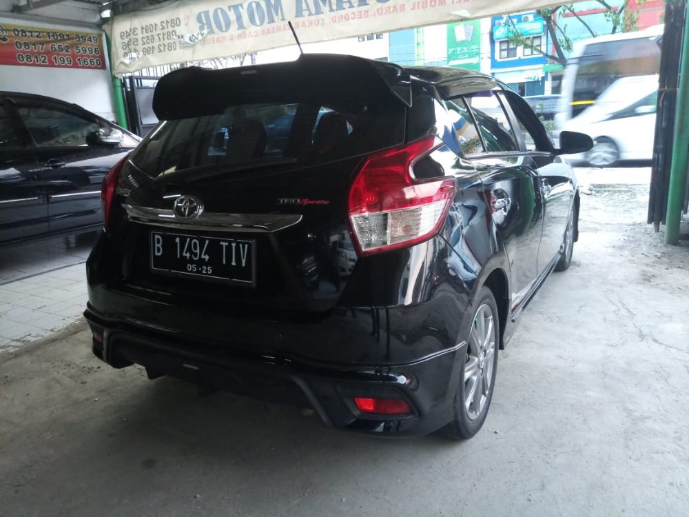 Dijual 2015 Toyota Yaris TRD Sportivo CVT Sportivo CVT Bekas