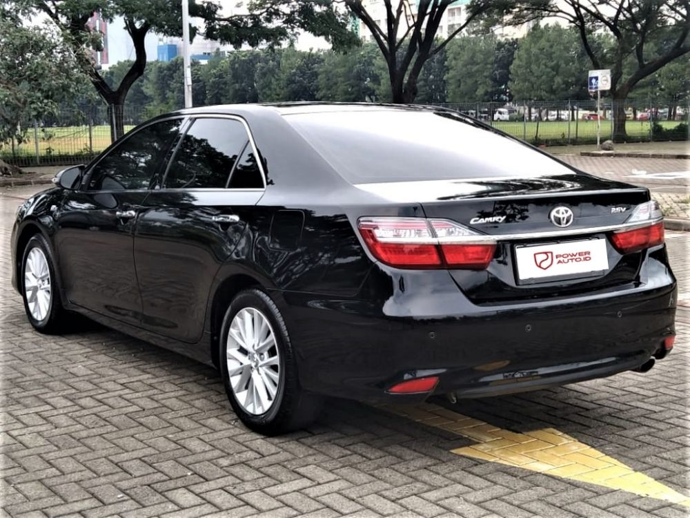 Used 2017 Toyota Camry V 2.5L AT V 2.5L AT for sale
