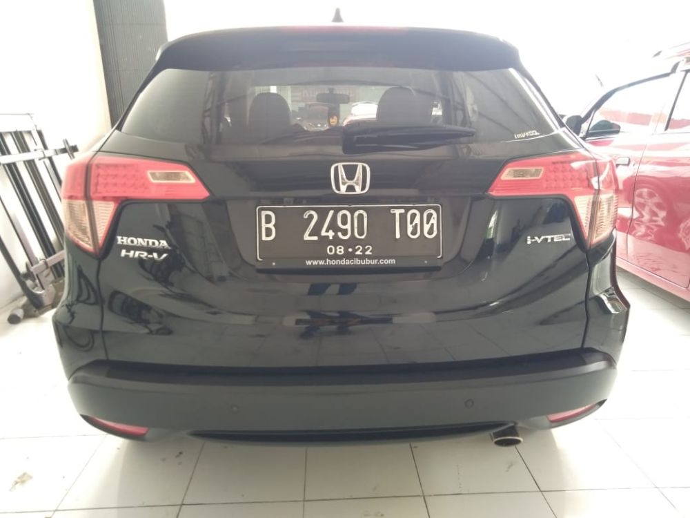 Dijual 2017 Honda HRV  1.5L S CVT 1.5L S CVT Bekas