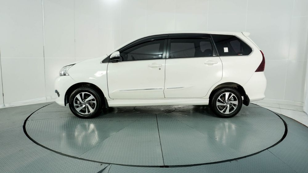 Dijual 2018 Toyota Avanza Veloz  1.5 AT 1.5 AT Bekas