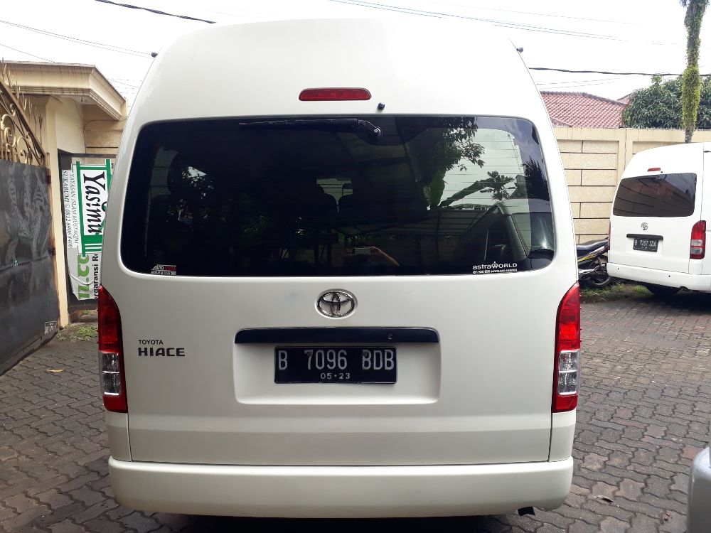 Old 2018 Toyota Hiace Commuter Manual Commuter Manual
