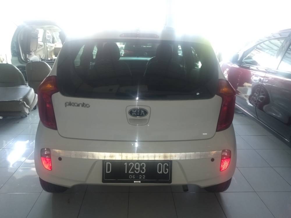 Beli mobil bekas