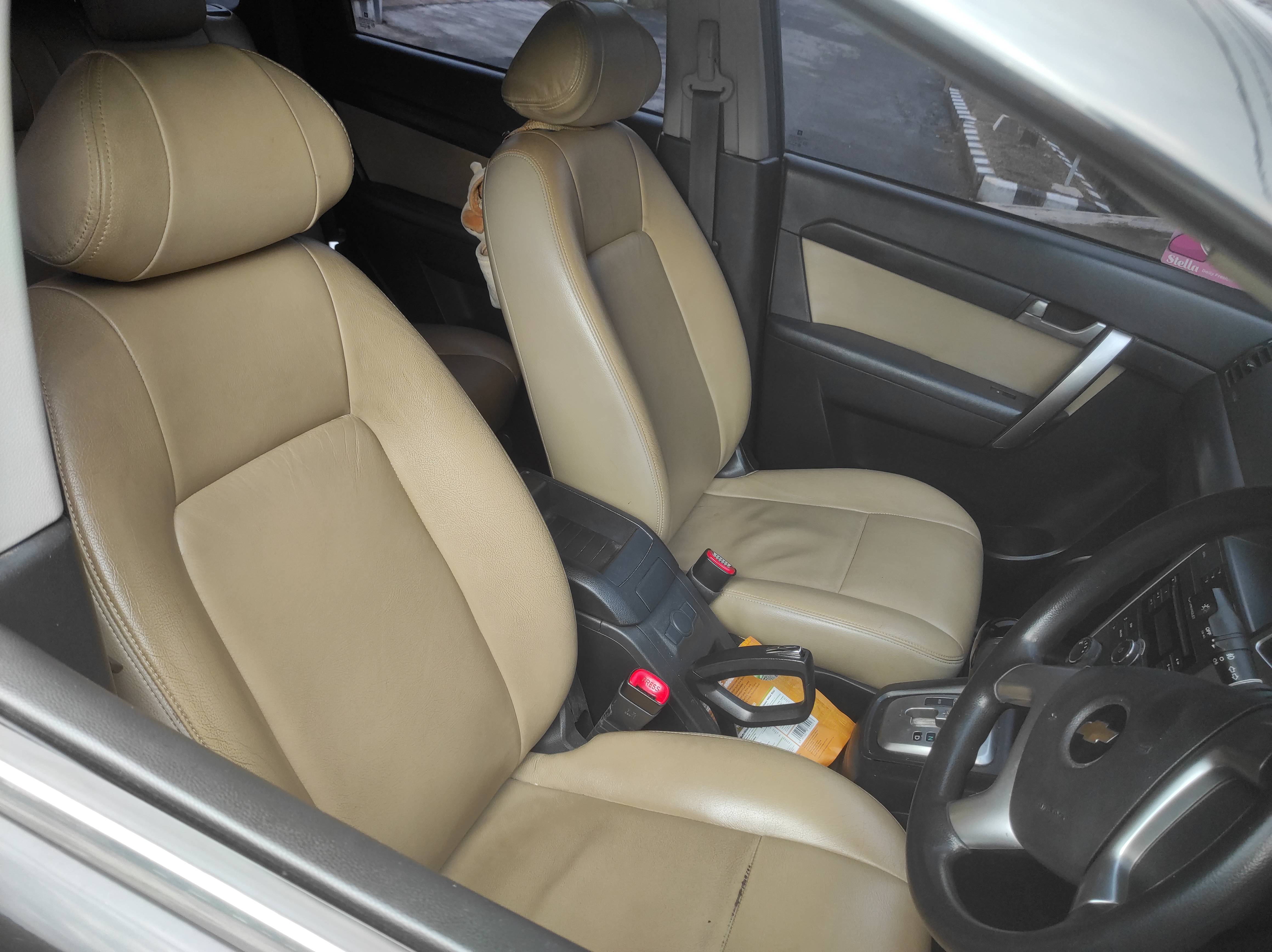 Dijual 2009 Chevrolet Captiva ZX 2.4L AT ZX 2.4L AT Bekas