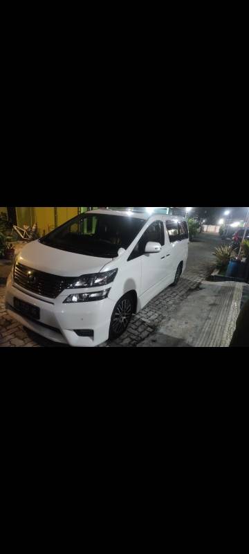 Old 2011 Toyota Vellfire 2.4L ZG AT 2.4L ZG AT