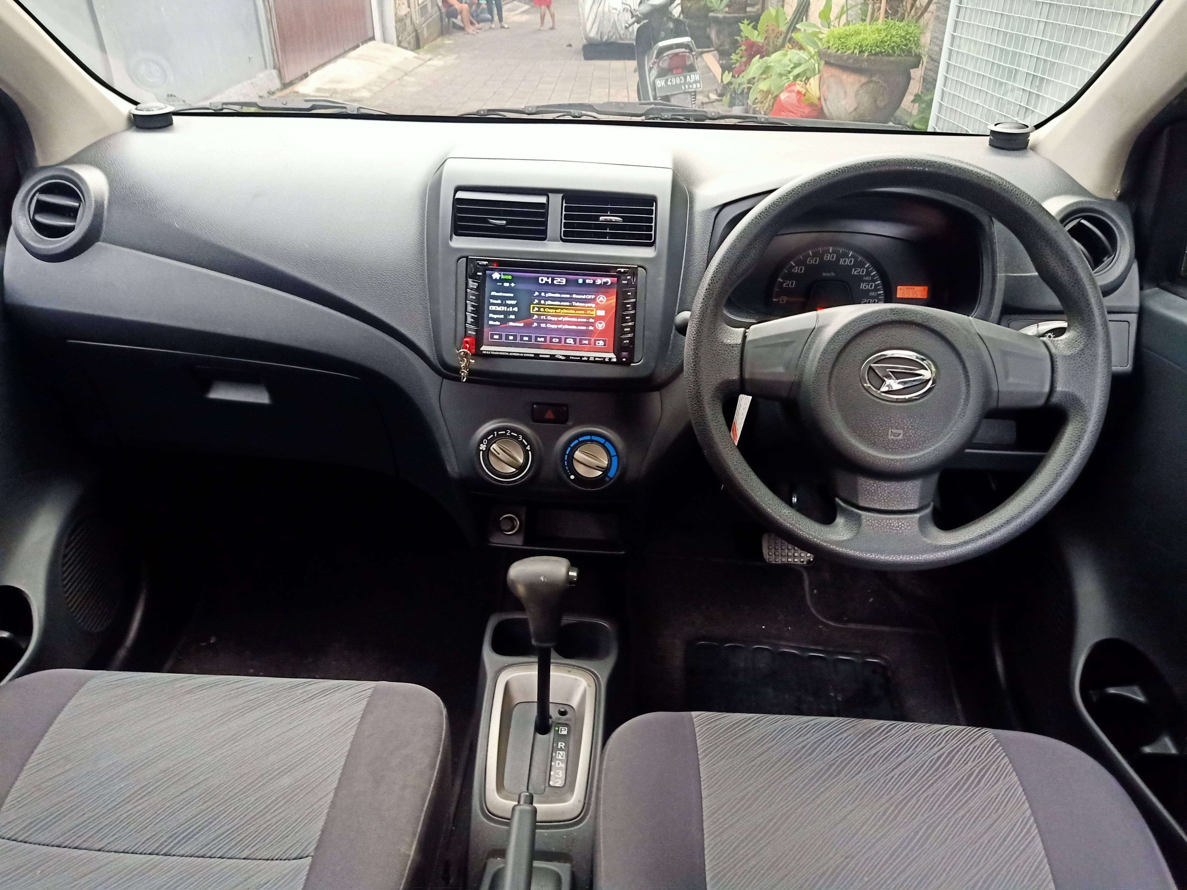 Old 2013 Daihatsu Ayla 1.0L M AT 1.0L M AT