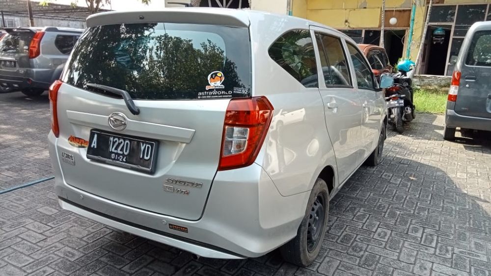 2018 Daihatsu Sigra  1.0 M 1.0 M bekas