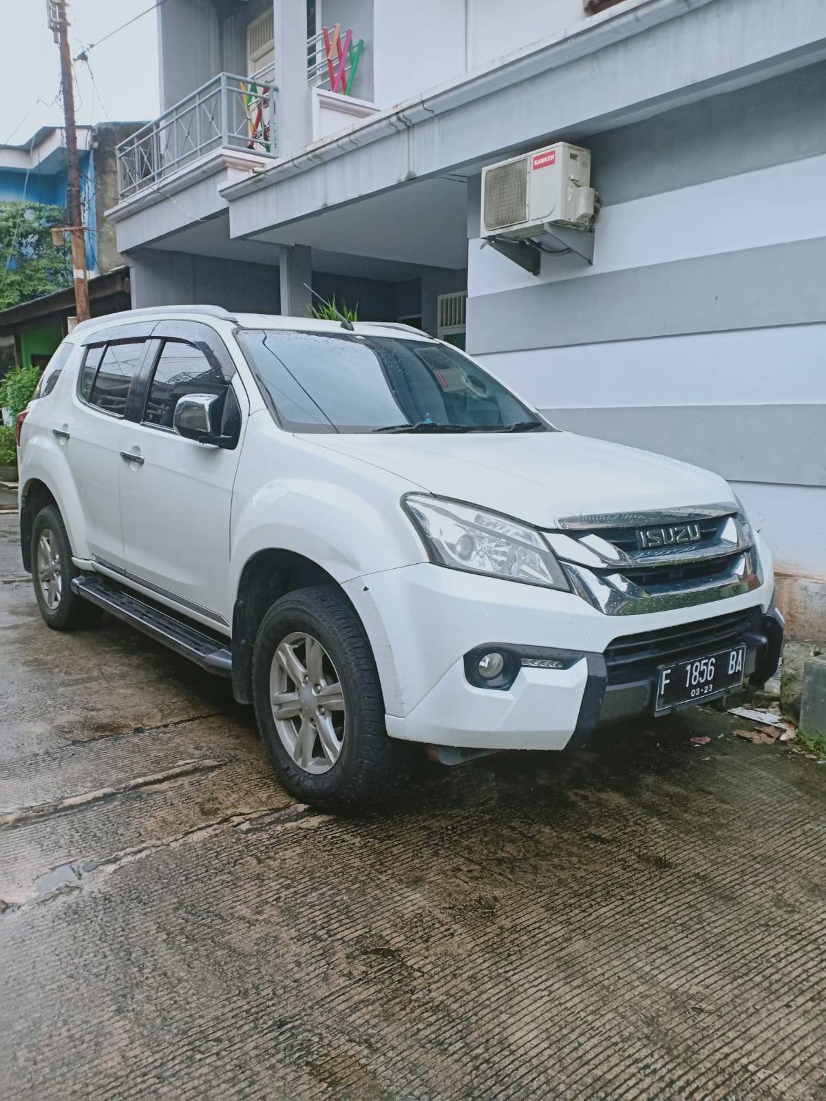 2017 Isuzu MuX 2017 Isuzu MuX