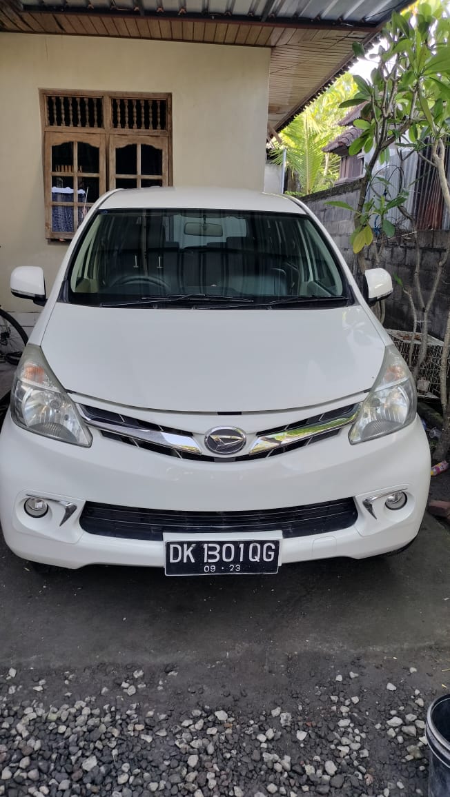 2013 Daihatsu Xenia 2013 Daihatsu Xenia