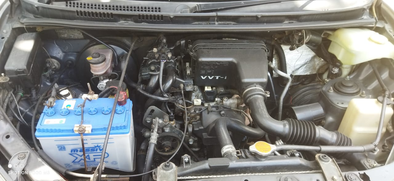 2010 Daihatsu Xenia  1.0 D MT 2010 Daihatsu Xenia  1.0 D MT