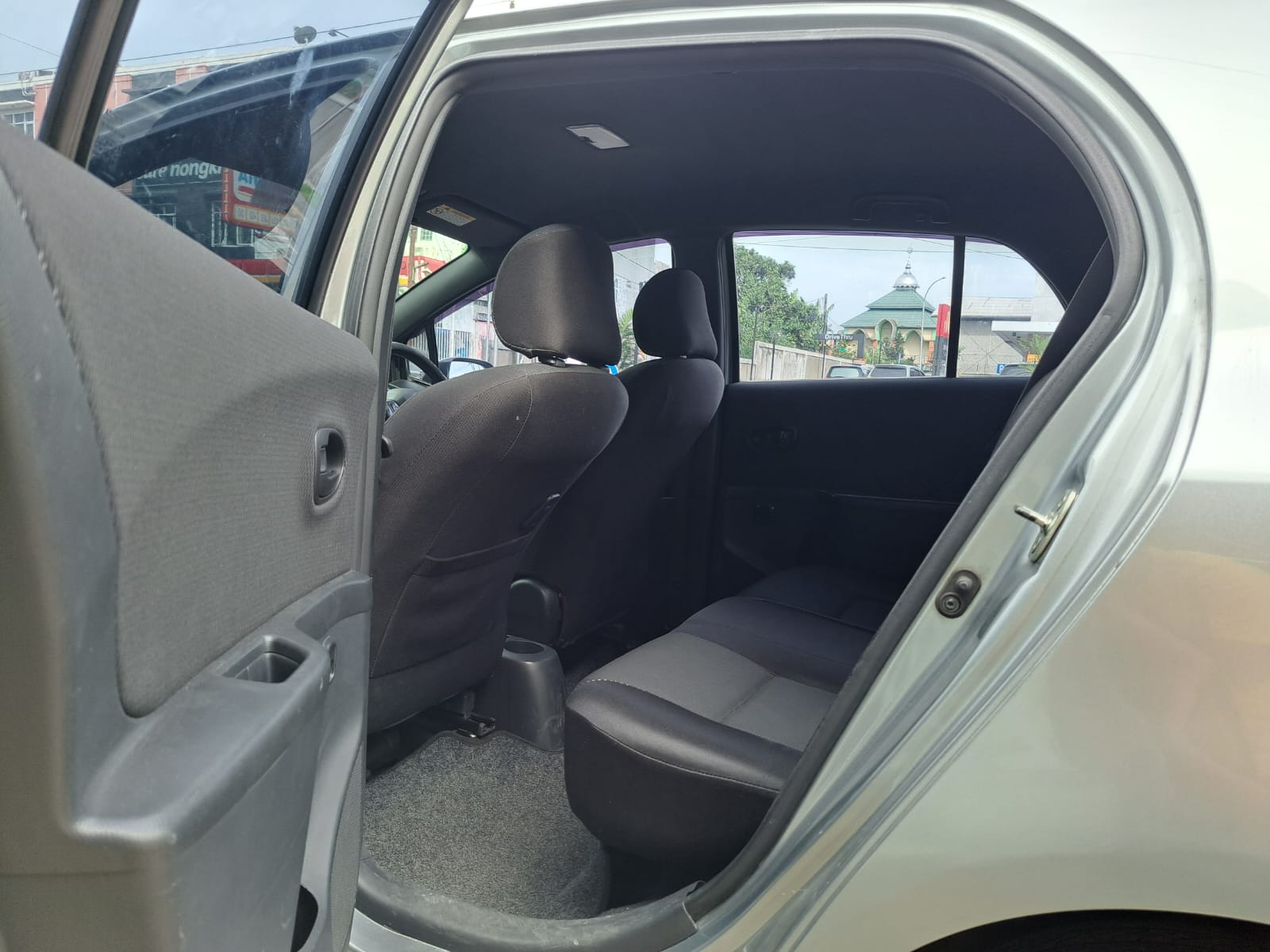 2010 Toyota Yaris 2010 Toyota Yaris