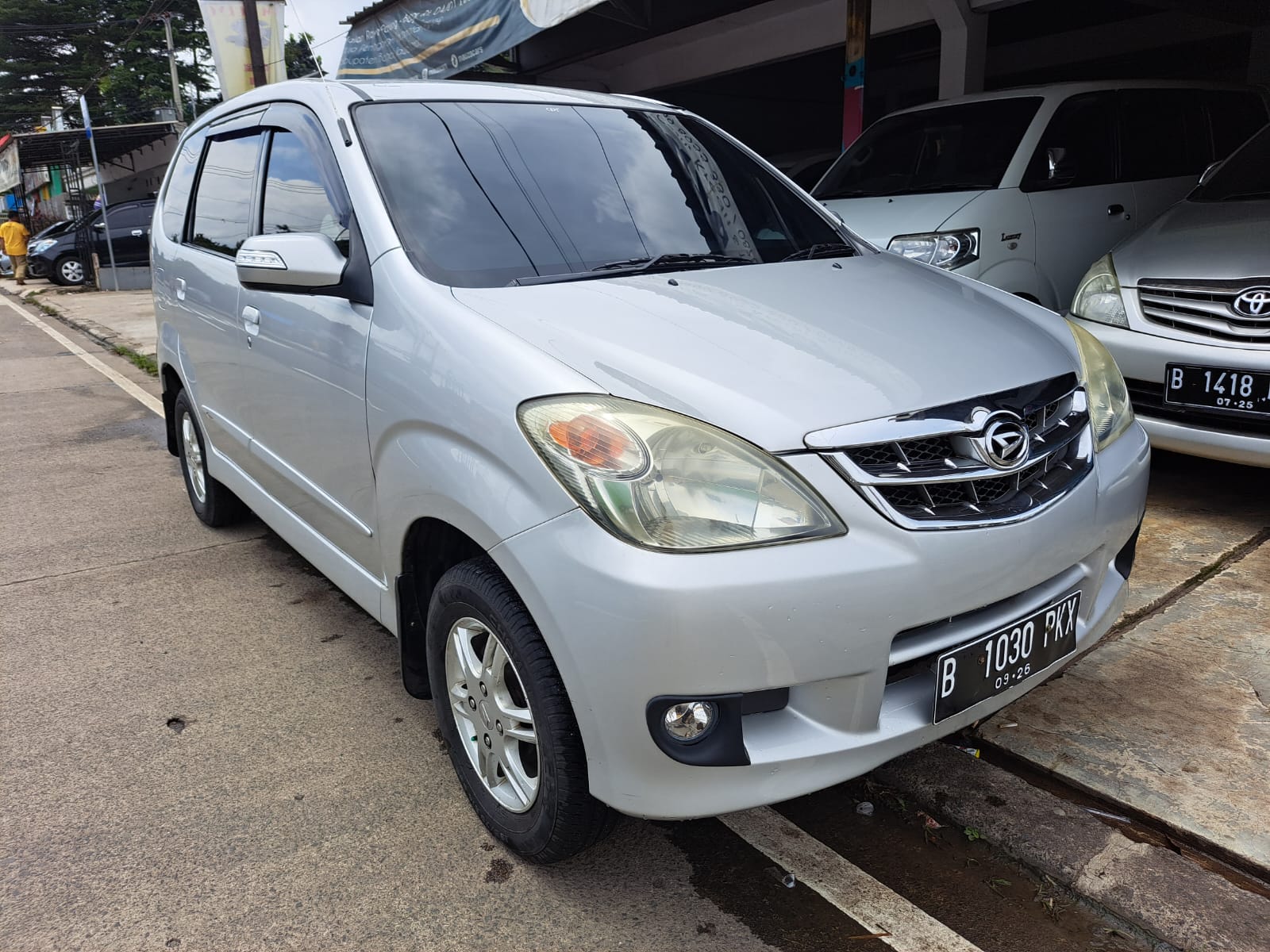 2011 Daihatsu Xenia 2011 Daihatsu Xenia